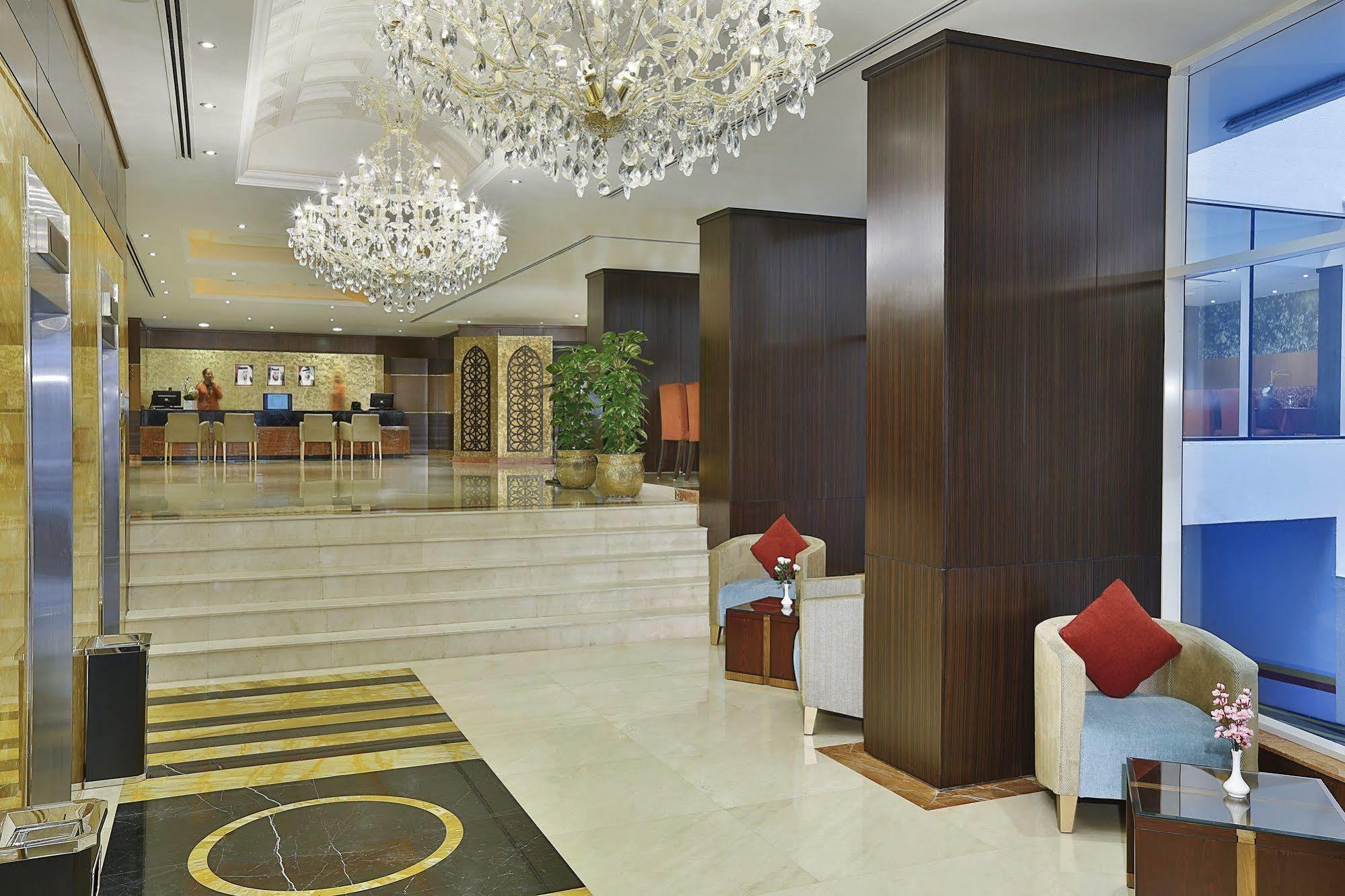 Gateway Hotel Dubai Exterior photo